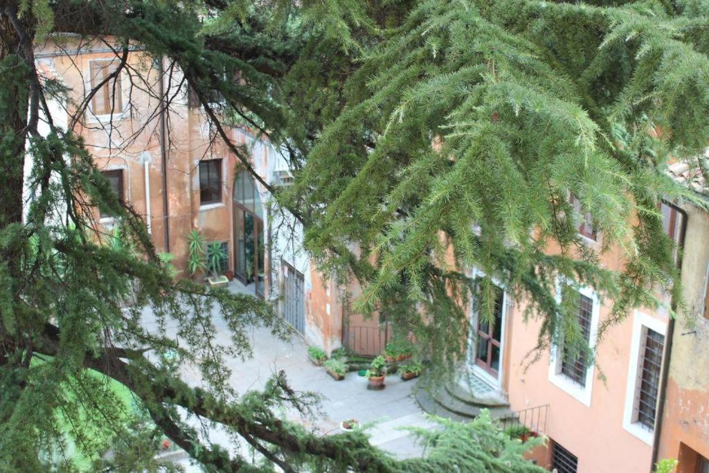 Appartamento Esquilino Di Yan Roma Ngoại thất bức ảnh